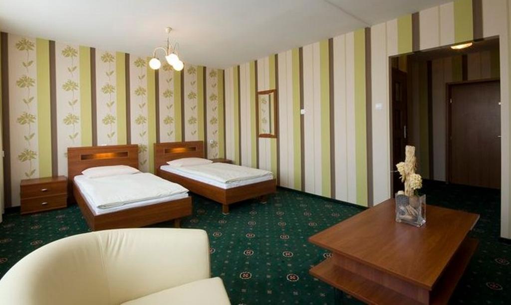 Hotel Naramowice بوزنان المظهر الخارجي الصورة