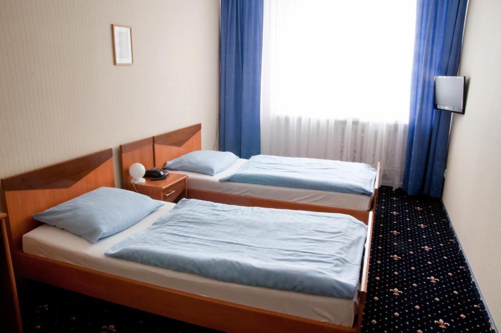 Hotel Naramowice بوزنان الغرفة الصورة