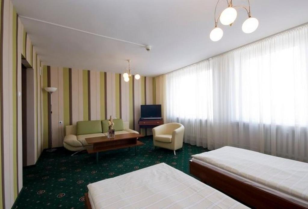 Hotel Naramowice بوزنان الغرفة الصورة