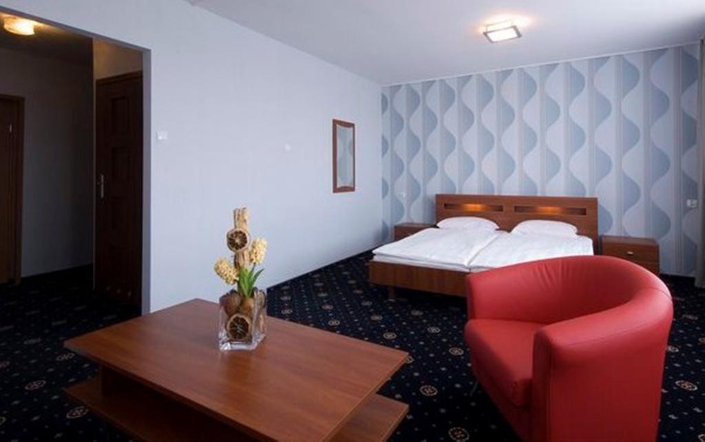 Hotel Naramowice بوزنان الغرفة الصورة